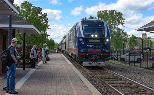FRA Wants to Split Amtrak in 3, Sparking Privatization Fears