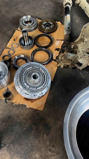 10R80 transmission rebuild. @highlight #ford #FordRanger #fordraptor #10r80 #transmissionrepair | Gabriel Ford Technician