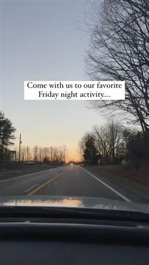 🎻 The Country Store – Floyd, VA