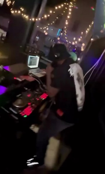 Let’s go👌🏾…. For BOOKINGS send a message ✉️ #Music #Dj