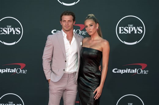 Braxton Berrios' GF Alix Earle draws candid take on DWTS preparation from partner Val Chmerkovskiy