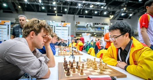 Lê Quang Liêm thua 'Vua cờ' Magnus Carlsen, Việt Nam vẫn hòa Na Uy