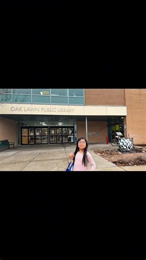 Library day with my little book worm 🐛 📖💕 #middlechild #smartkid #momlife #library