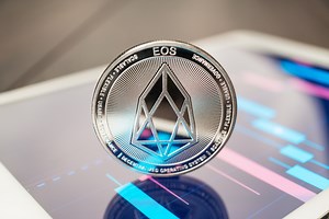 Blockchain Resilience and Evolution: EOS's Role in the Industry
