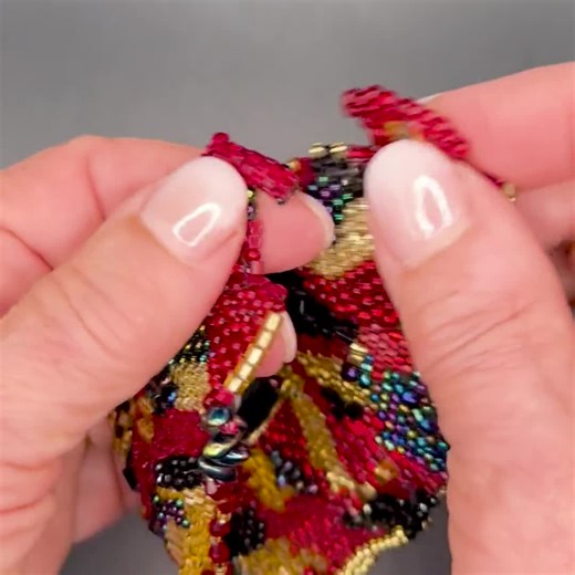 Freeform Peyote Beaded Red, Black, and Gold Bracelet - Etsy