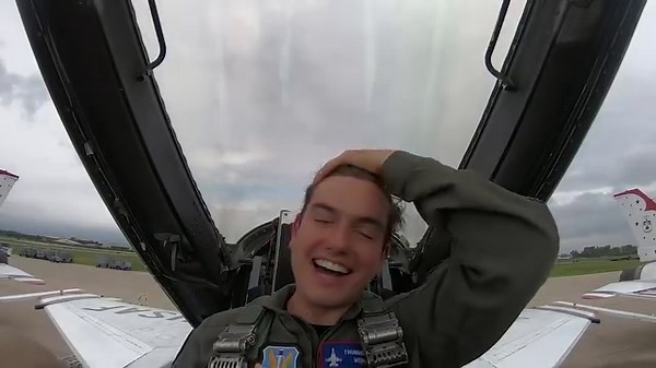 What a weekend! The US Air Force Thunderbirds are back for the Chicago Air and Water show for the first time since I rode with them 5 years ago. Still the ride of my life! So stoked for this weekend! | Mark Rivera ABC7