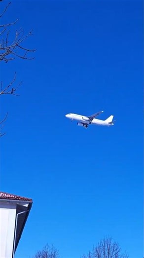 All White | European Air Charter A320-200 approaching Munich #aviation #airbusa320 #planespotting