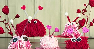 DIY Yarn Love Bugs