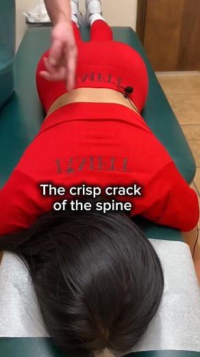 22K views · 236 reactions | The crisp crack of the spine #chiropractic #cracks #kretekabal #fyp | Body Cracking Treatment | Facebook