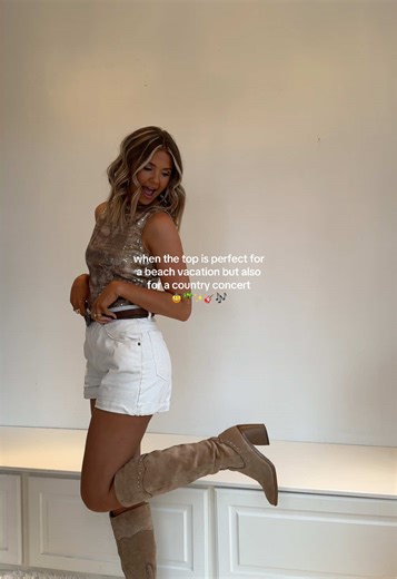 shimmery shell tank🤠🌴🥥✨🐚 | shell tops