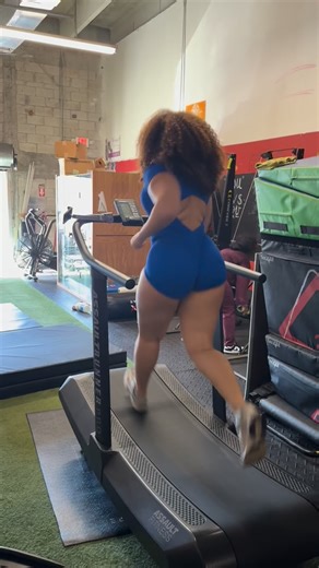 Carlton Falconer | Neighborhood’s Toughest Gym on Instagram: "Ready to Elevate Your Fitness and Performance Game? 🏃‍♂️ 🔥 Why AssaultRunner Pro? 🔥 Non-Motorized: Unlike other treadmills, it demands 100% effort. You control the speed – no slacking allowed! Calorie Killer: Burns more calories than your traditional motorized treadmills. Safety First: Enjoy a low-impact design that minimizes the risk of injury. Performance Improvements: develop absolute/top end speed. Don’t miss out on the chance 