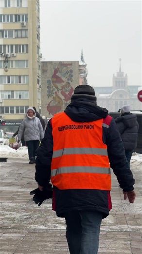Streets of Kiev: Life in Ukraine 🇺🇦