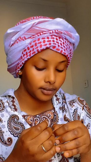 Stylish Indoors: How to Rock Paisley Patterns