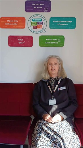 Got 5 minutes? Spend it on yourself. Our First Aid Psychosocial Advisor, Sarah Gribbin helps to train people across the country in psychological first aid. This Mental Health Awareness Week, her advice is to give yourself 5 minutes to get away from your desk and have a reset. Looking after yourself helps you to help others! If you are interested in learning about psychological first aid, we have courses at our venues across the country: https://www.redcross.org.nz/first-aid/mental-health-courses