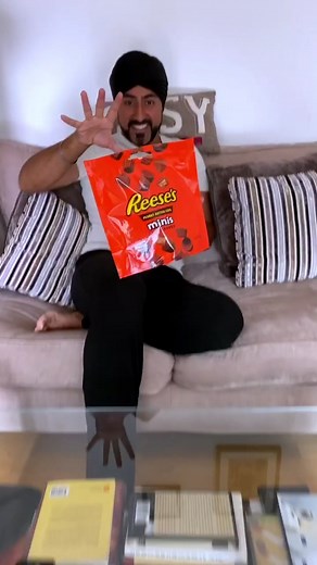 Reese’s Peanut Butter Cup Minis, in a bag... and anything but ordinary! With @magicsingh