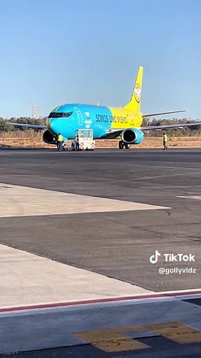 Boeing 737-400 Pushback Procedure Explained