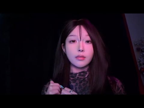 Shh… don’t move, don’t breathe… let the tingles take over 🖤 #asmryandere