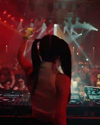Youna – Live in Tunisia I Melodic Techno 💥🎶