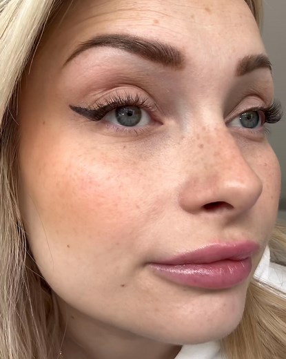 3.3M views · 904 reactions | NEW Pre-Glued Half Lashes  Featuring our revolutionary Ela-stick™ technology, our Pre-Glued Half Lashes are your ultimate “one and done” beauty hack—effortless, mess-free, and ready in seconds. | Lola's Lashes | Facebook