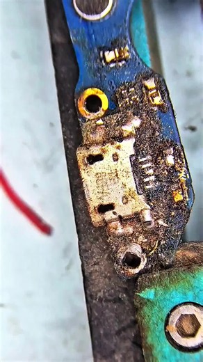 Oppo Charging Jack Replacement and PCB Damage Repair