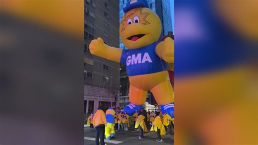 ‘GMA’ mascot shines in Philadelphia Thanksgiving Day Parade