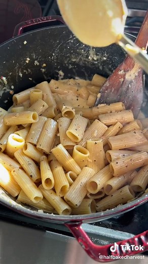 Creamy Tuscan Chicken Pasta with Sundried Tomatoes