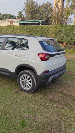 Nayi Sunroof wali Skoda❤️ #carlaunchindia#automobile#carloversindia#skodakushaqambition#kylaqclassic