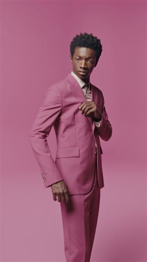 7.7K views · 92 reactions | Paul Smith and exceptional tailoring go hand in hand 欄 Browse our SS24 suits: https://rb.gy/6dsalh #PaulSmith | Paul Smith | Facebook