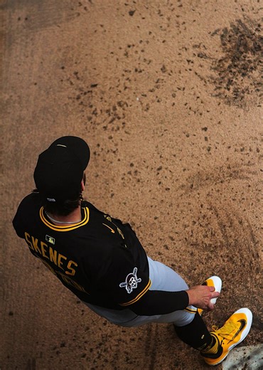 Best MLB Pitchers 2026: Ranking 10 Best Starting Pitchers Right Now