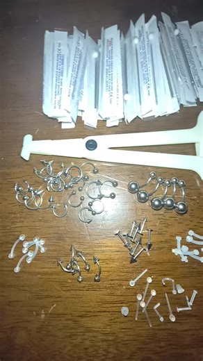 This piercing kit is clean, safe and effective. you'll get multiple jewelry options and multiple gauge options. this is definitely a 10 out of 10 recommendation I've used these kits to pierce hundreds of people. get this from the TikTok shop today before they go out of stock again. #tiktokshop #tiktokshopaffiliate #piercingtok #piercings #piercing