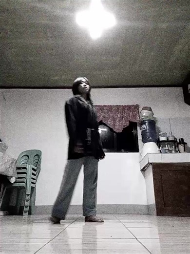 Sino ang Nagpauso ng 'Paksk' sa WLW Culture?