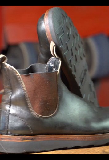 Resolving Blundstone Boots: Revive Worn Soles Effectively