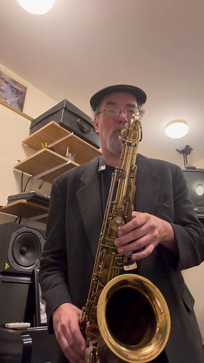 52K views · 1.2K reactions | Saxophonist Greg Fishman shares his new idea for practicing whole tone scales moving in the cycle. Study with Greg today via online lessons and with his 300+ Video Lesson Course. Special Black Friday Savings with this link: https://lp.constantcontactpages.com/cu/nd9dEUV/fishmansaxlessons #drakemouthpieces | Greg Fishman | Facebook