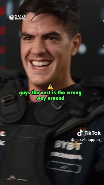 Classic Maxiel chaos 😭 #maxverstappen #danielricciardo #formula1 #f1