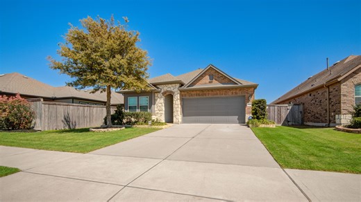 2815 Torrey Pines Dr, Fulshear, TX 77423 - MLS 83371229 - Coldwell Banker