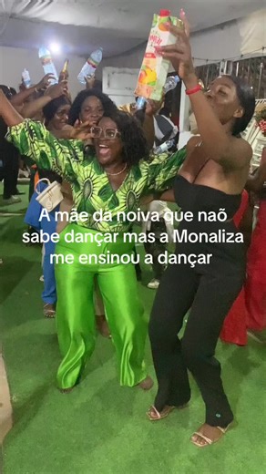 Júlia fardo original Mimosa (@julinamimosa)’s videos with som original - Júlia fardo original Mimosa