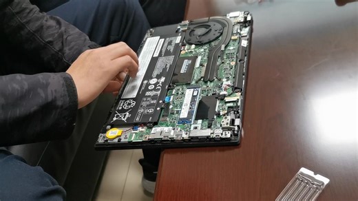 ThinkPad T490拆机教程加装内存