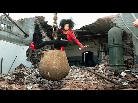 Grace Slick - Wrecking Ball