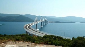 La Croatie inaugure le pont de Peljesac et désenclave une partie du pays