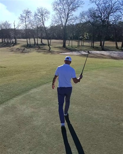 Putting is like wisdom — partly a natural gift and partly the accumulation of experience.” — Arnold Palmer#golftiktok #golftok #golf