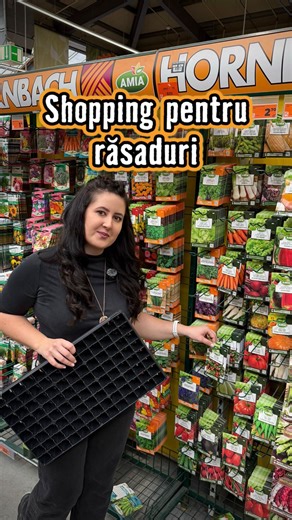 550 Garden a venit la HORNBACH cu lista pregătită 📝 pentru tot ce ai nevoie ca să începi semănarea răsadurilor. 🌱👉 fcld.ly/accesorii.semanat De la tăvi și substrat, până la perlit, vermiculit și semințe – găsești totul într-un singur loc. Iar dacă te întrebi ce poți semăna acum, chiar dacă iarna nu s-a terminat ❄️: legume cu dezvoltare lentă, precum roșii, vinete și ardei. 🍅🍆🌶️ . . . #gradinarit #rasaduri #semanare #legume #gradina #HORNBACH #MereuGăseștiCâteCevaDeFăcut #YippiejajaYippieYi