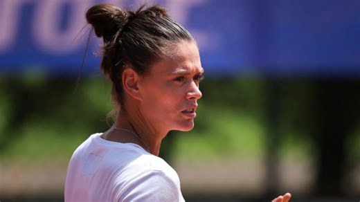 WTA - Angers - Dernier espoir français, Chloé Paquet craque et prend la porte