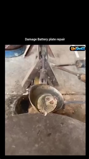 @unispark01 | This is how damaged lead-acid battery plates were repaired in low-budget setups 🔋 The video shows a manual restoration method where molten... | Instagram