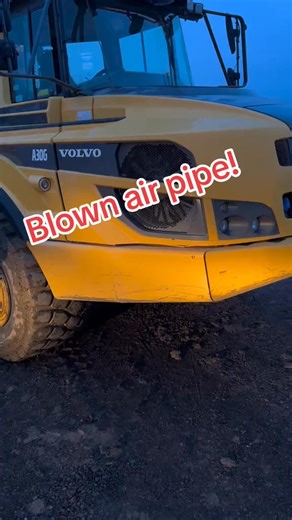 63K views · 1.1K reactions | Blown air pipe on the volvo dumper! #mechanic #dirtyhandscleanmoney #bodge #truck #fitter #repair #agri #farmlife #construction #dumper #volvo #31 | Fitter Mat | Facebook