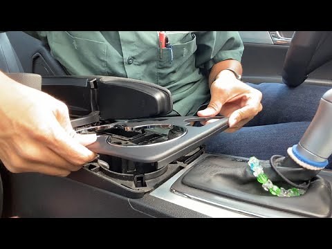 Installing center console cup holder trim cover on my Mercedes Benz C300 W204