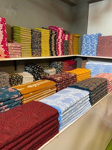 7.2K views · 135 reactions | CHICKEN KARI AND EMBROIDERY LAWN 2PC  #fbreelsfypシ゚viralfbreelsfypシ゚viral #mughaliastore #bareezenewarrivals #Mughalia #mughaliastore #mughaliacollection #onlineshopping #pakistanidresses #fashion #FashionStyle #fashionblogger | Mughalia Collection | Facebook