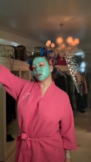 I was so obsessed with wiping things down last year 😂 #lockdown #obsessed