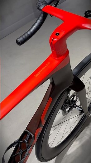 Probando la BMC Teammachine R 01 🚲 | Compacta, Rígida y Estable | ​⁠‪@carlosaizpun_bike‬​