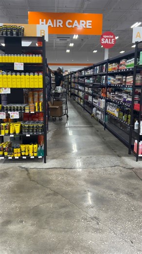 18K views · 316 reactions | Huge beauty supply in Orlando, Florida‼️ | Mzquani Monroe & The Family | Facebook