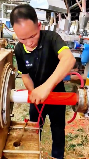 Electrical bushingSpot check of warehouse quality20×2.3。The effect is very obvious.The bending capsule is very good.Is the boss your favorite product?#Electricwirebridge #Industrialtrunking #Wireprotectiongroove #PVC #Powertube